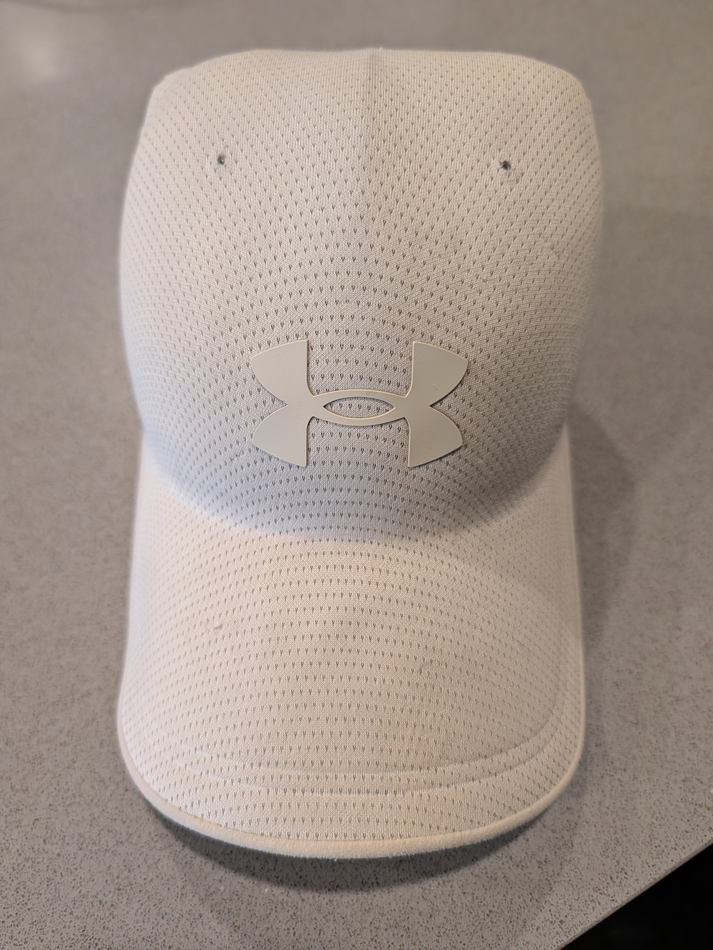 Under Armour Men's Grey/ Tan Stealthform Performance Cap